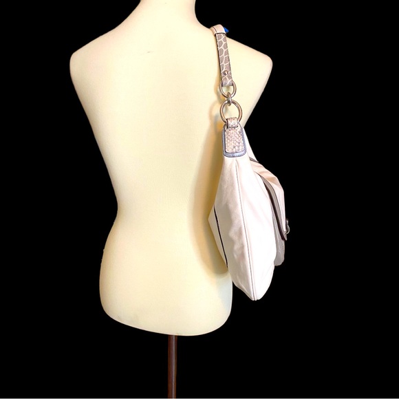 LIKE NEW! COACH Hobo White with Gray Crocodile Embellishments - Picture 3 of 12